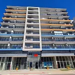 Estudio 908: Conforto E Sofisticacao No Coracao De Jardim Camburi